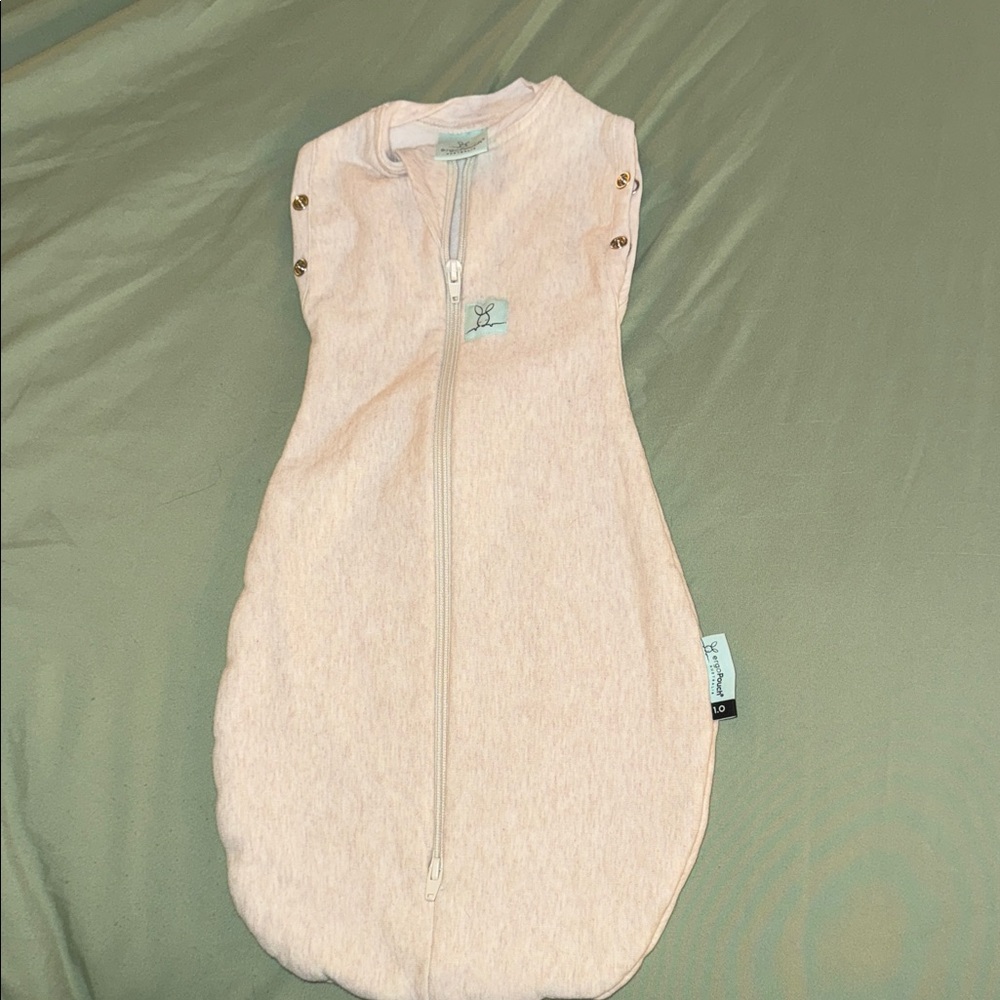 Ergo pouch Cream newborn Sleep Sack